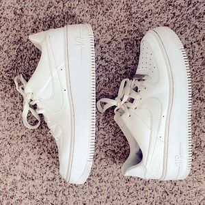 Women’s Nike Air Force 1 Sage XX Low Casual Shoes